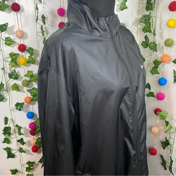 Nike Black The Athletic Department Vintage Windbreaker Lightweight Jacket LARGE - Picture 4 of 12